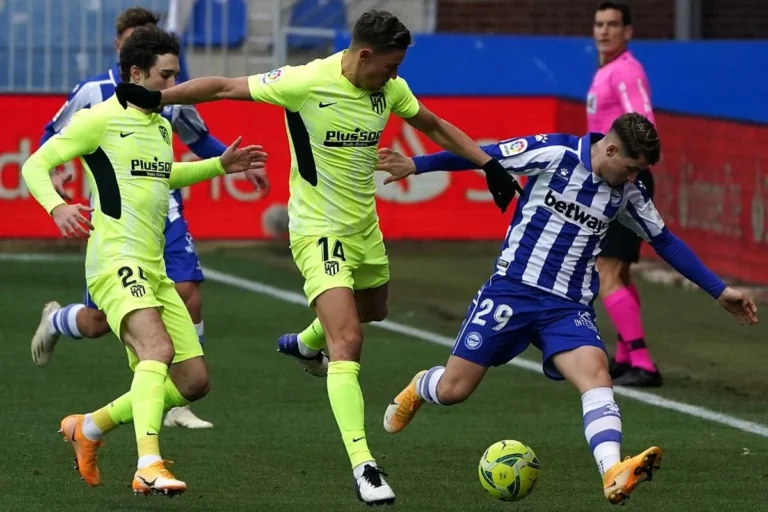 Alaves dan Pemain Sepak Bola Lain yang Siap Dibawa Gratis