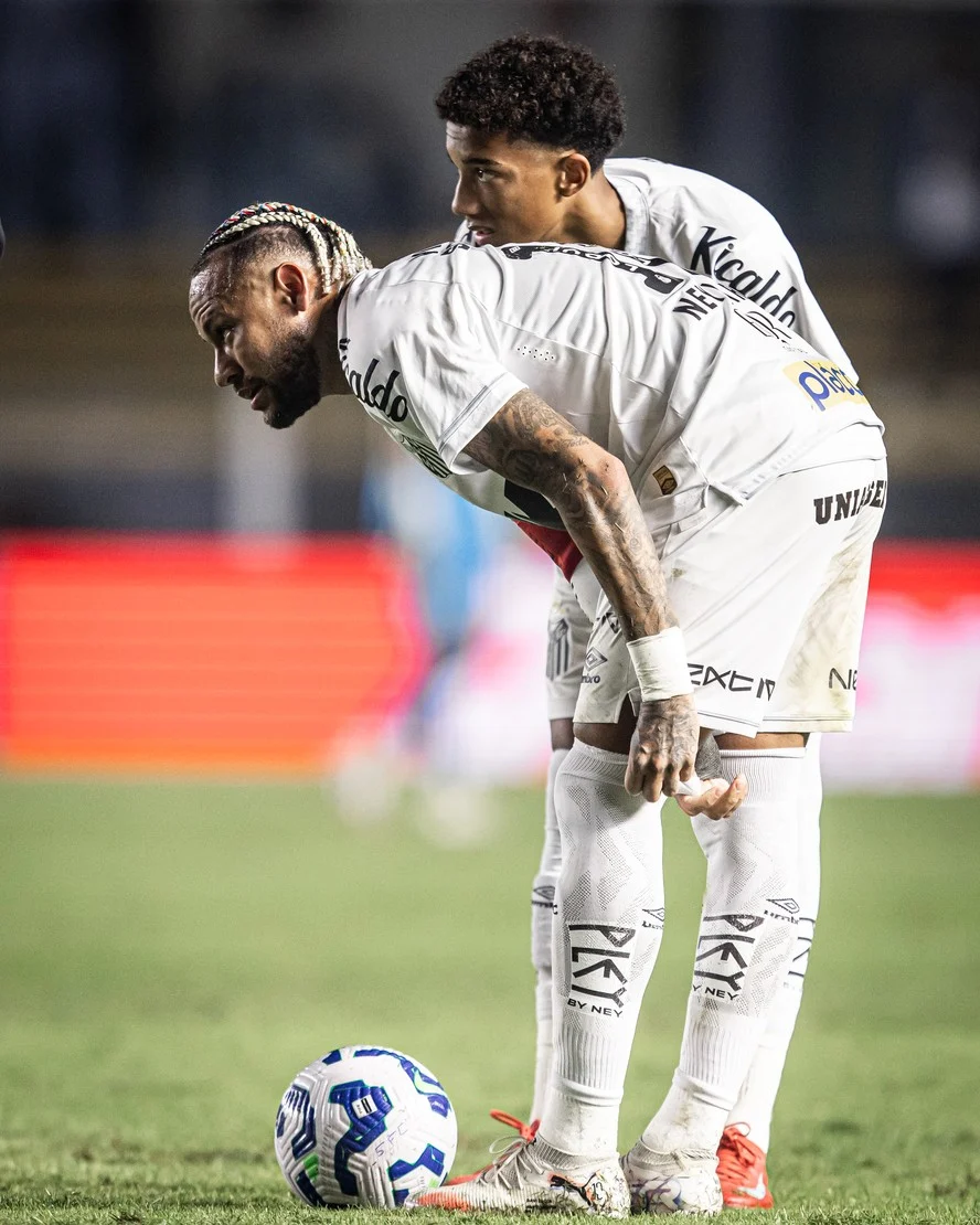 Robinho Jr. Kembali ke Identitas 'Juninho' di Santos