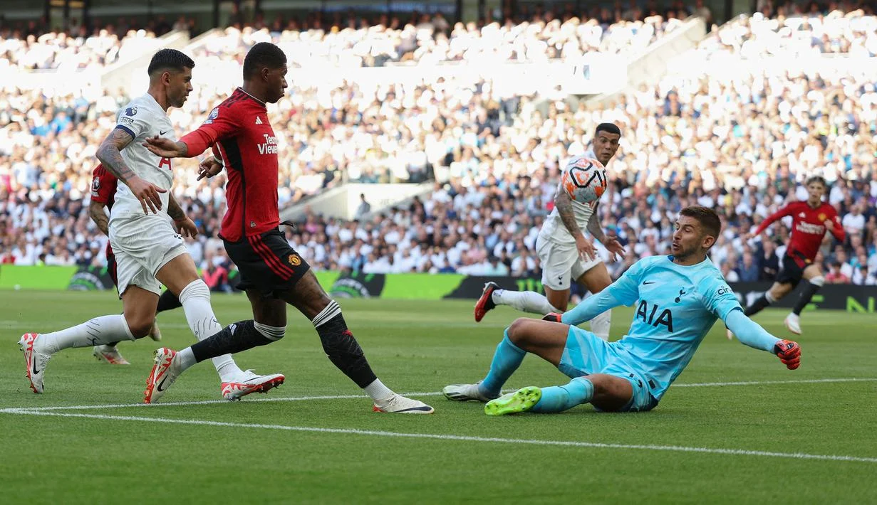 Tottenham Hotspur Pimpin Laga Perebutan Marcus Rashford