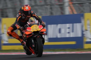 Pol Espargaro Menggantikan Maverick Vinales di Red Bull KTM Tech3
