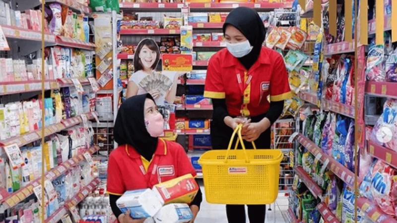Crew Store Pamekasan – Penjualan Retail