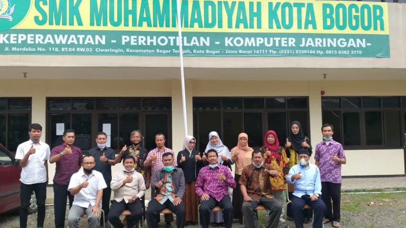 Guru Sekolah Menengah di Bogor